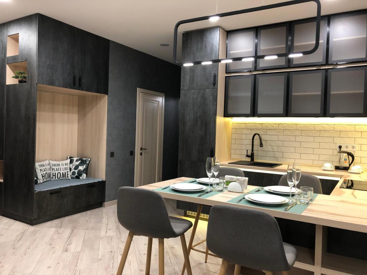 Luxury Loft Apartments Odessa Eksteriør billede
